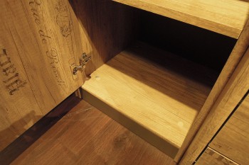 Шкаф для белья «Пилигрим» (Дуб Каньон светлый, Фон серый) в Вилюйске - vilyujsk.mebel54.com | фото